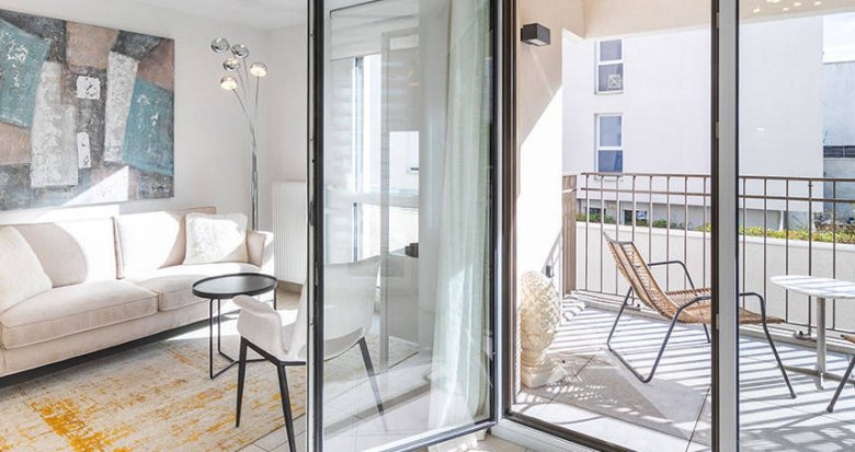 Achat / Vente programme immobilier neuf Lyon 8ème à 10 min à vélo du parc de Parilly (69008) - Réf. 11355